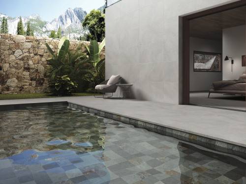 Carrelage effet pierre de bali 15x15 couleurs mix. Sol fond piscine naturelle. Grès cérame mat. Nusa InstaHouse APE