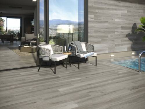 InstaHouse nez de marche piscine 33 x 120 R11 collection Mercantour couleur cendre