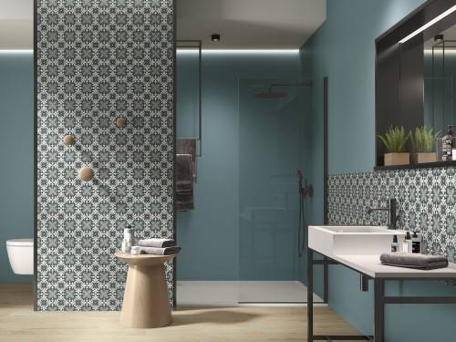 InstaHouse carrelage imitation carreaux de ciment couleur nuit format 15 x 15 Collection Camélia Mur salle de bain bleue