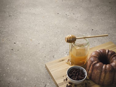 Carrelage sol et mur grès cérame effet ciment 90x90 cm couleur taupe collection Géo chez InstaHouse zoom