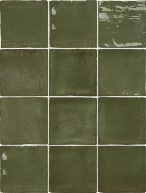 Carrelage faïence brillante couleur vert 10x10 effet zellige Cordoue InstaHouse Carmen Seville compo