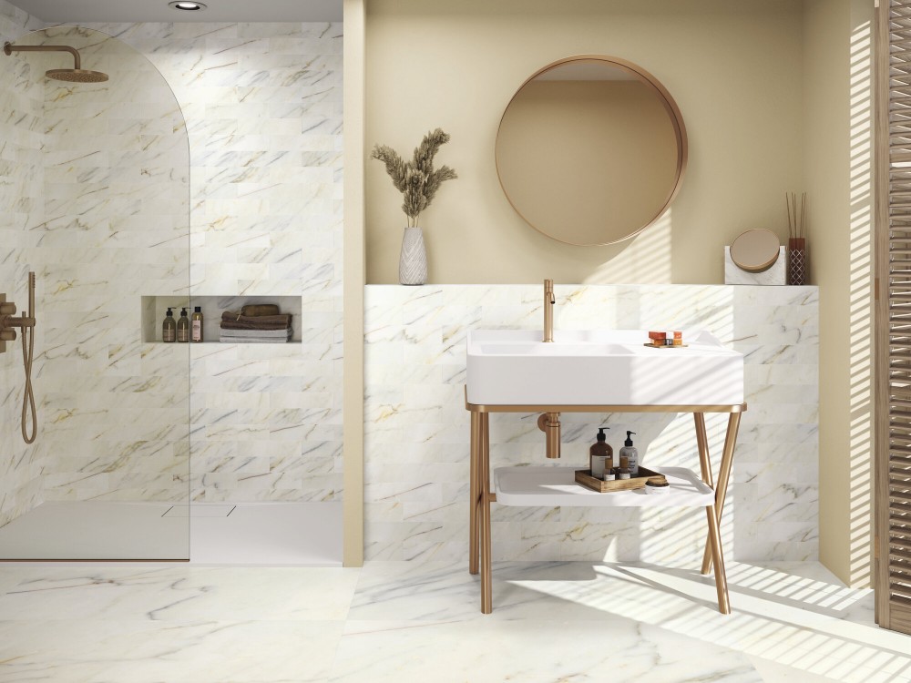 Carrelage faïence pâte blanche Mur Effet Marbre Blanc Mat 7,5x30 Calacatta InstaHouse APE Mur salle d'eau douche