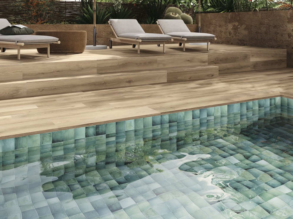 Carrelage Coloré Effet Terre Cuite Emeraude  12,4x12,4 Cascais InstaHouse SINTRA CARMEN bassin piscine